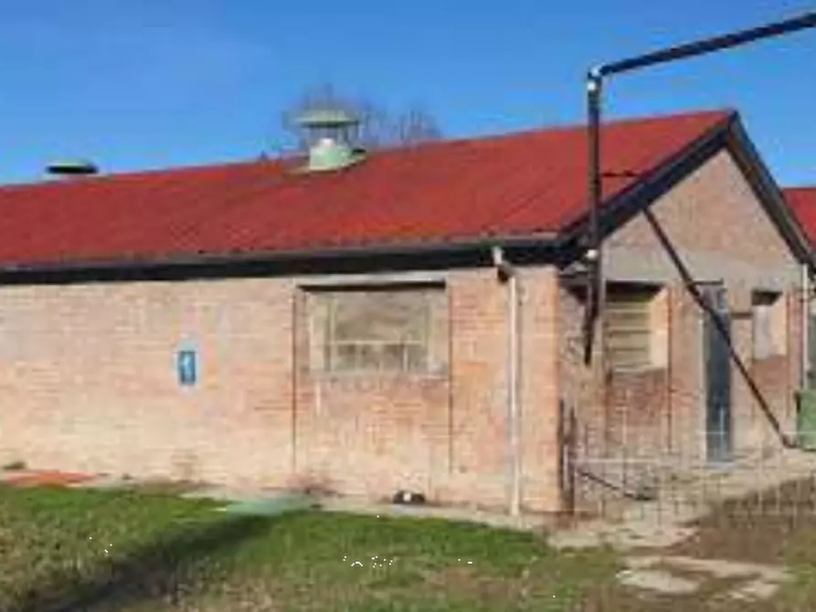 Immagine 6 di Stabile in vendita  in Via del Molino  a Castrocaro Terme E Terra Del Sole