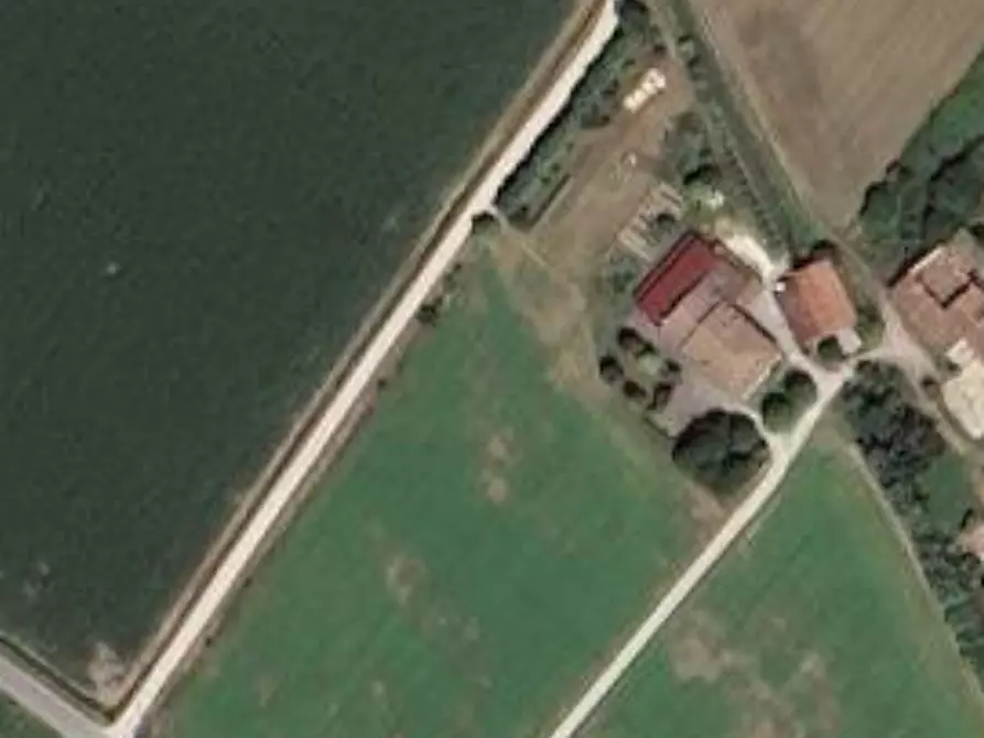 Immagine 2 di Magazzino in vendita  in Via Testa a Ceresara