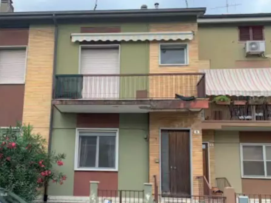 Immagine 13 di Appartamento in vendita  in Via Orazio Fontana a Pesaro