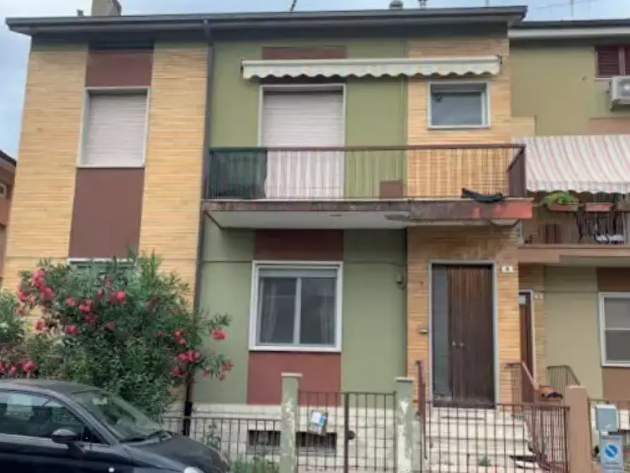 Immagine 14 di Appartamento in vendita  in Via Orazio Fontana a Pesaro