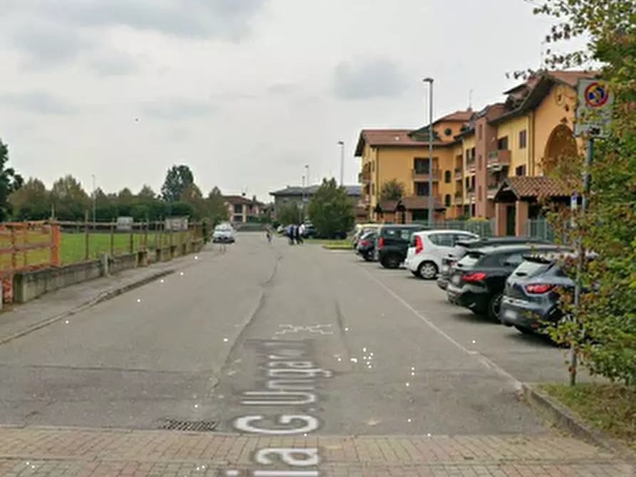 Immagine 10 di Garage in vendita  in Via Ungaretti  a Sordio