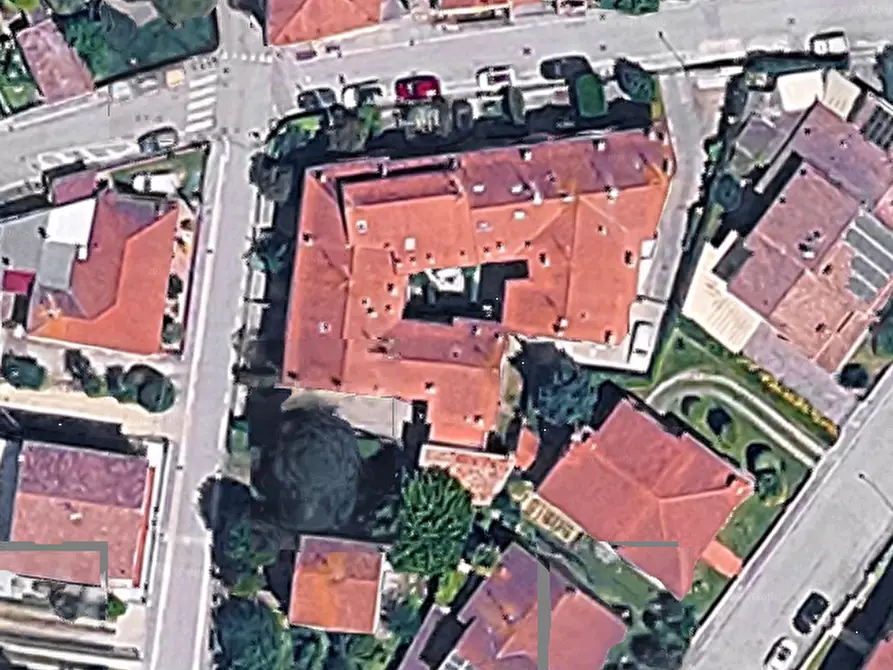 Immagine 16 di Porzione di casa in vendita  in Via Nuova a Ravenna