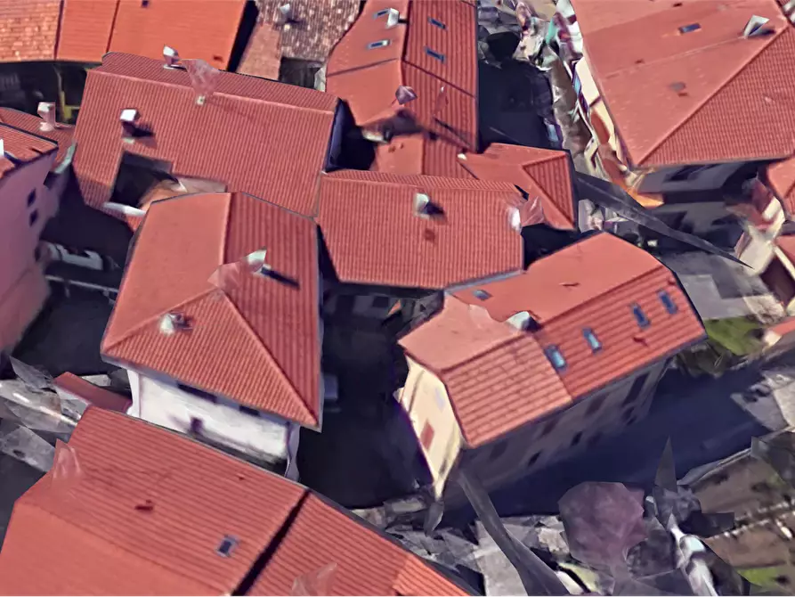 Immagine 8 di Porzione di casa in vendita  in Via Cerea a Gazzada Schianno