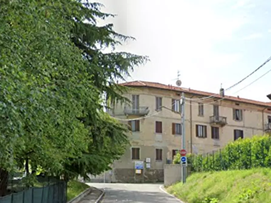 Immagine 30 di Porzione di casa in vendita  in Via Cerea a Gazzada Schianno