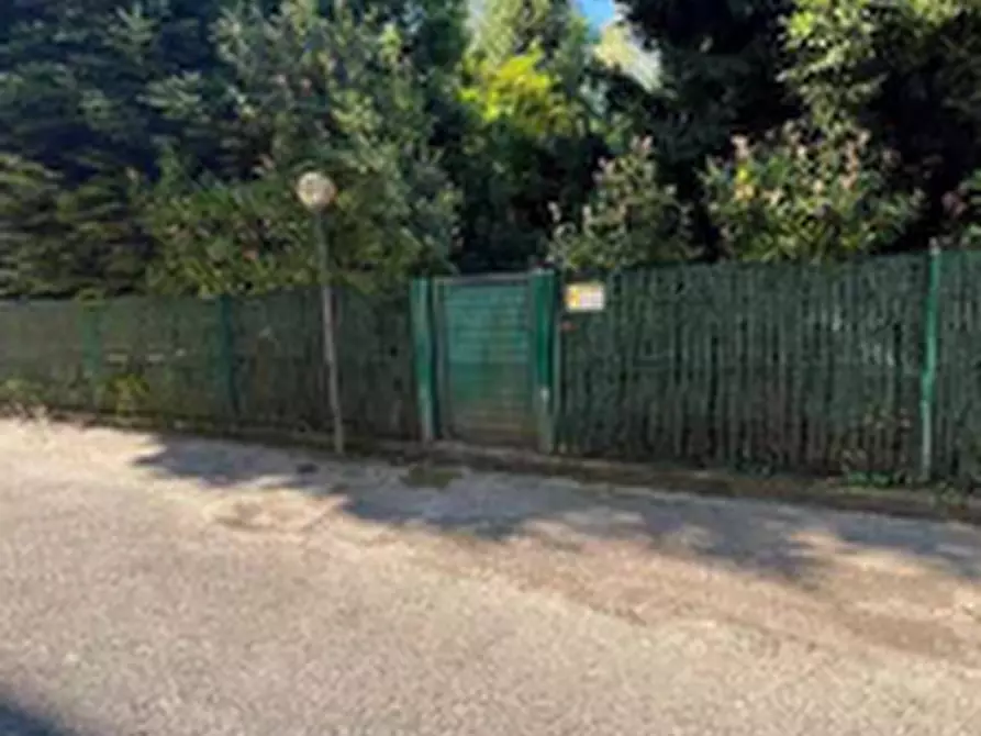 Immagine 4 di Terreno agricolo in vendita  in Via Per Rogeno a Costa Masnaga