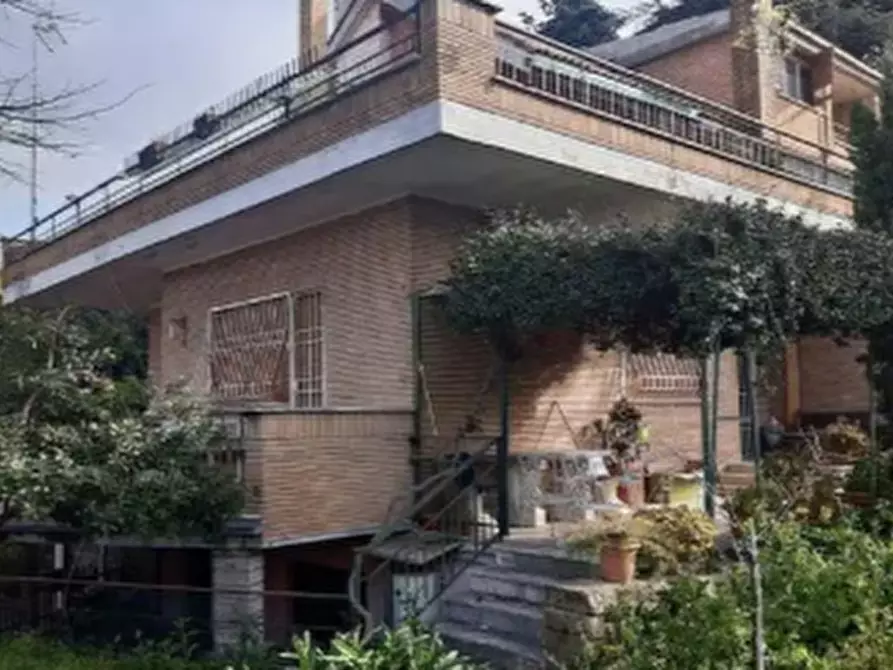Immagine 3 di Porzione di villa in vendita  in Via Villetta a Albano Laziale