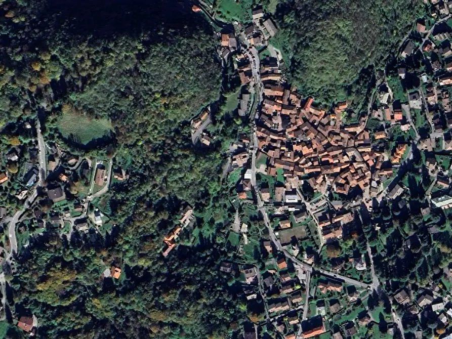 Immagine 6 di Porzione di casa in vendita  in Via Carrobbio  a Ballabio