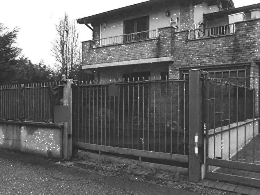 Immagine 6 di Villetta a schiera in vendita  in L.go Rosario Livatino a Caselle Lurani