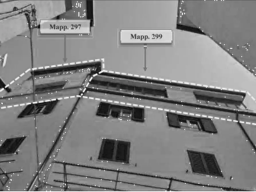 Immagine 1 di Appartamento in vendita  in Via vicolo delle suore a Massa