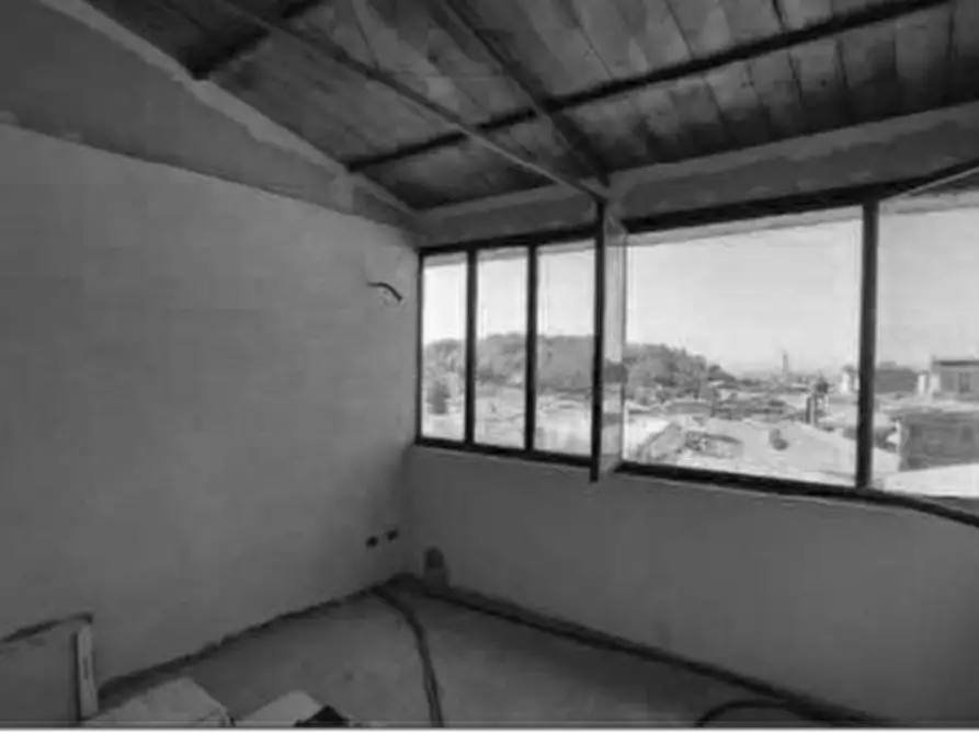 Immagine 16 di Appartamento in vendita  in Via vicolo delle suore a Massa