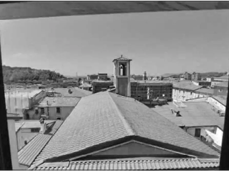 Immagine 18 di Appartamento in vendita  in Via vicolo delle suore a Massa