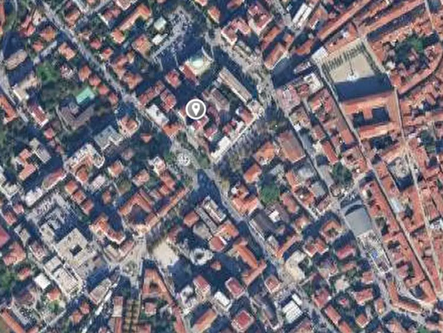 Immagine 2 di Negozio in vendita  in Galleria Leonardo Da Vinci a Massa