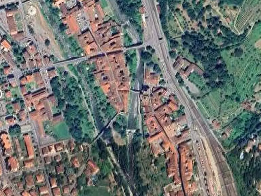 Immagine 13 di Appartamento in vendita  in Via Reisoli a Pontremoli