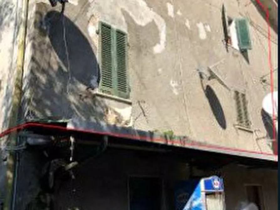 Immagine 9 di Porzione di casa in vendita  in Via Aurelia a Carrara