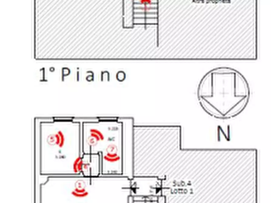 Immagine 10 di Porzione di casa in vendita  in Via Aurelia a Carrara