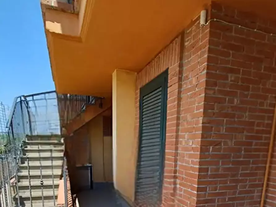 Immagine 4 di Appartamento in vendita  in Via Giotto a Guidonia Montecelio