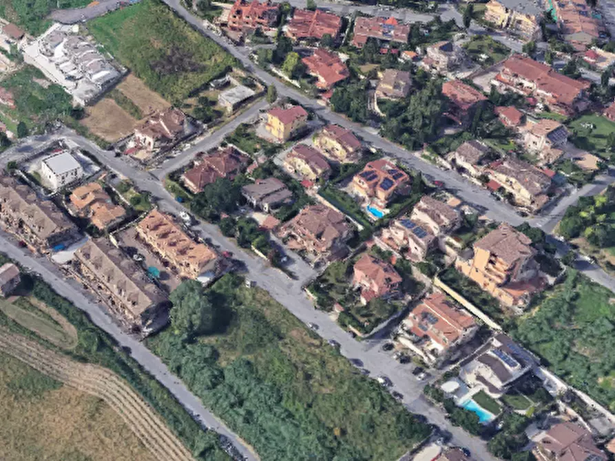 Immagine 10 di Appartamento in vendita  in Via Giotto a Guidonia Montecelio