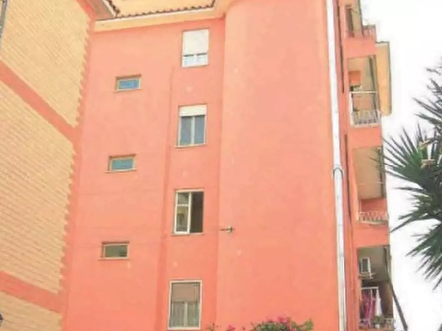 Immagine 3 di Appartamento in vendita  in Via Carlo Pirzio Biroli a Ciampino