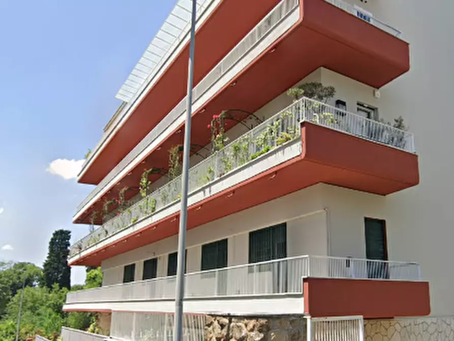 Immagine 1 di Appartamento in vendita  in Via dei Monti Parioli a Roma