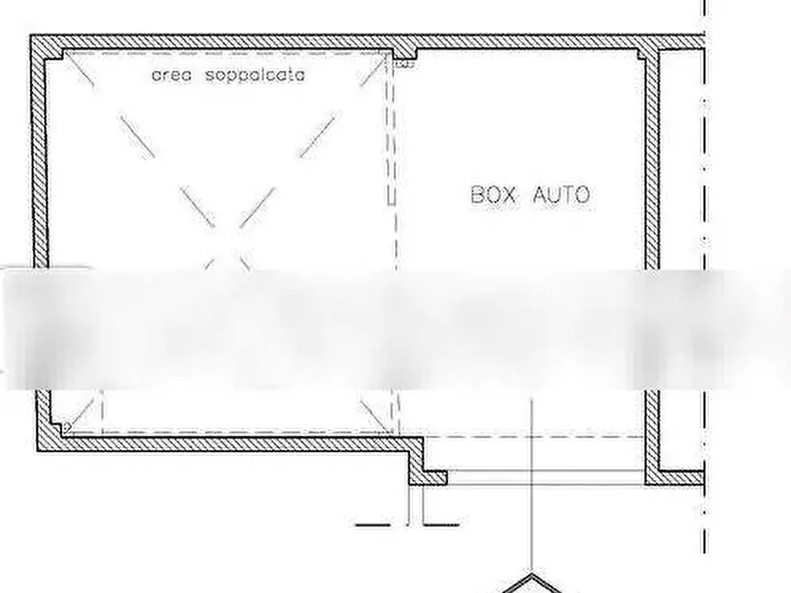 Immagine 15 di Garage in vendita  in Via Andrea Millevoi a Roma