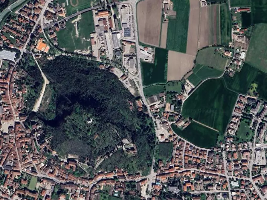 Immagine 2 di Terreno agricolo in vendita  in Via G. Galilei a Monselice