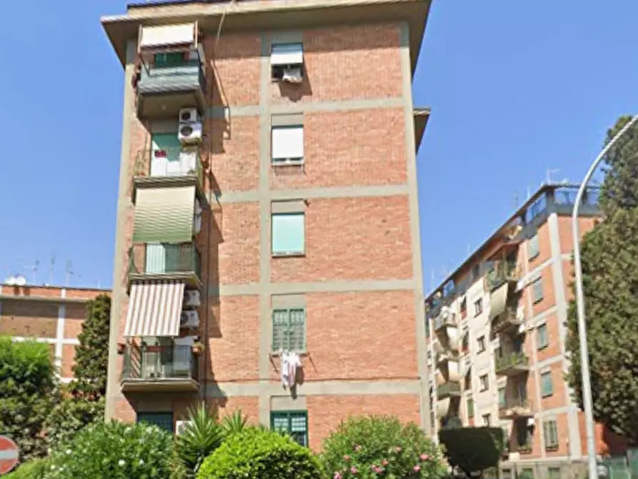 Immagine 5 di Appartamento in vendita  in Via Carlo Calisse a Roma