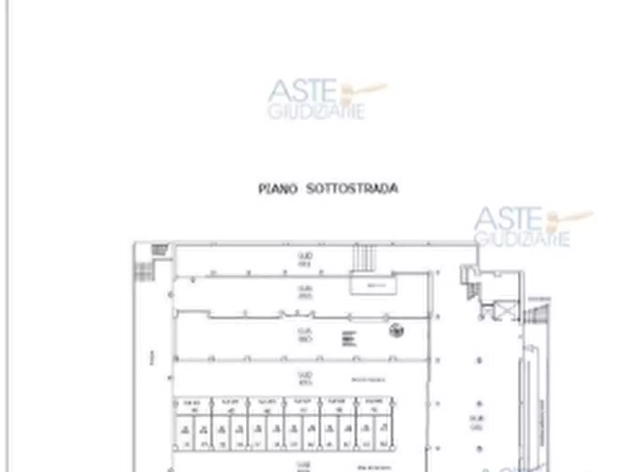 Immagine 19 di Garage in vendita  in Via Tiburtina a Roma