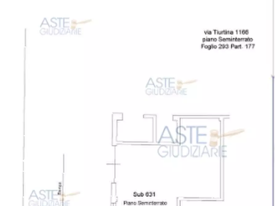 Immagine 20 di Garage in vendita  in Via Tiburtina a Roma