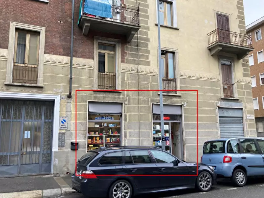 Immagine 4 di Negozio in vendita  in Via Alessandro Scarlatti a Torino