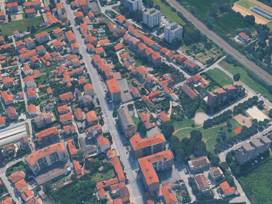 Immagine 6 di Garage in vendita  in Str. Genova a Moncalieri