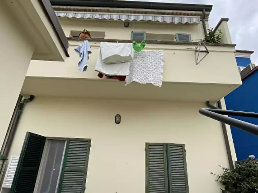 Immagine 2 di Appartamento in vendita  in Via Nazario Sauro a Fano