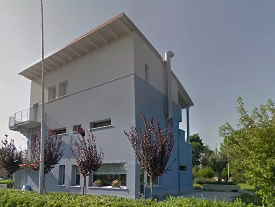 Immagine 10 di Negozio in vendita  in Viale Piceno a Fano