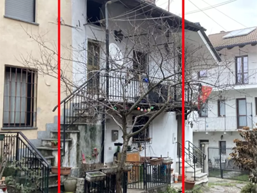 Immagine 1 di Appartamento in vendita  in Via Roma a Vaie