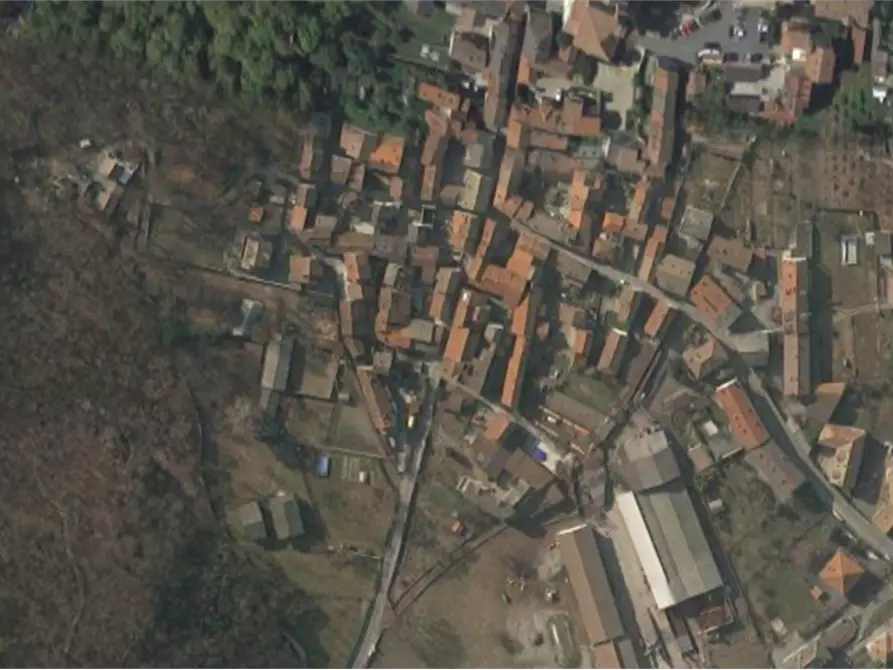 Immagine 13 di Appartamento in vendita  in Via Roma a Vaie