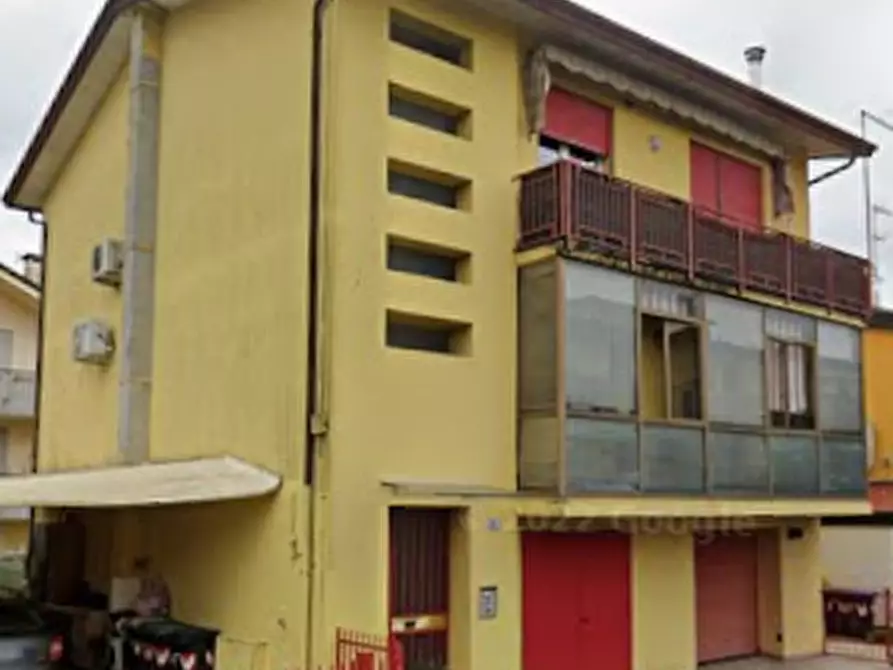 Immagine 6 di Appartamento in vendita  in Via Altichiero a Padova