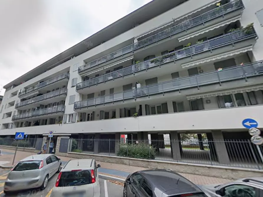 Immagine 7 di Appartamento in vendita  in Via Galileo Ferraris a Cinisello Balsamo