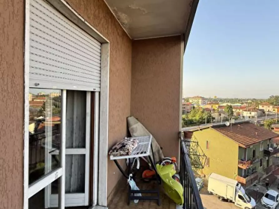 Immagine 3 di Appartamento in vendita  in Via Giuseppe Saverio Mercadante a Monza