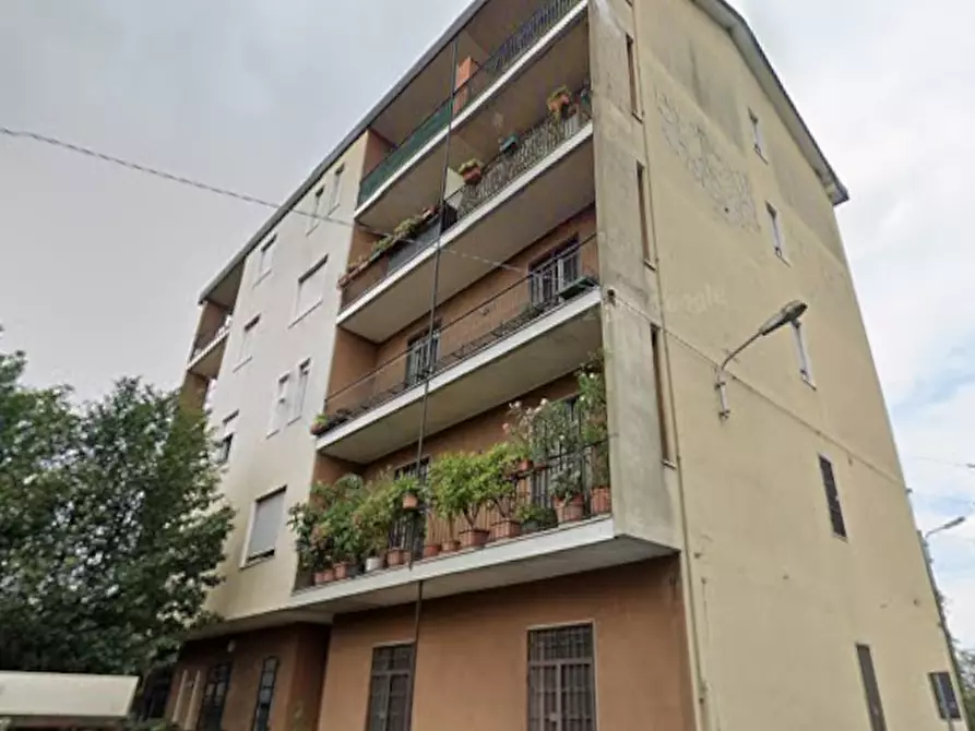 Immagine 8 di Appartamento in vendita  in Via Giuseppe Saverio Mercadante a Monza