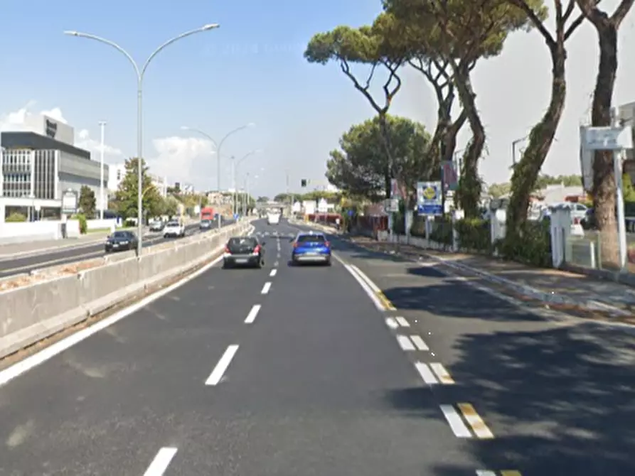 Immagine 7 di Posto auto in vendita  in Via Tiburtina a Roma