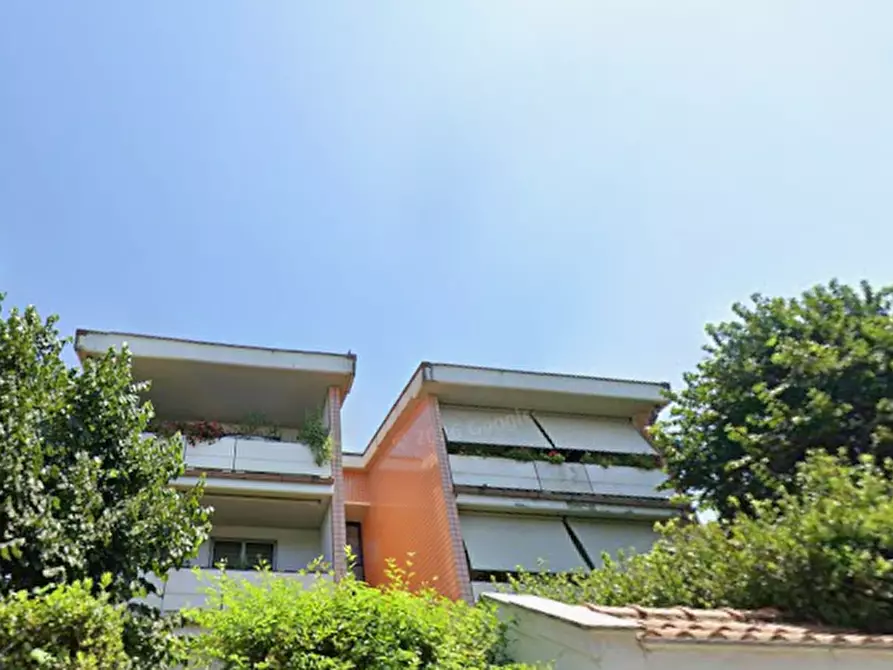 Immagine 12 di Appartamento in vendita  in Via Giulio Belvederi a Roma