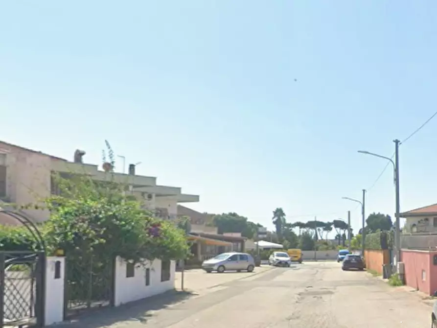 Immagine 22 di Villa in vendita  in Via Giovanni Basile a Anzio