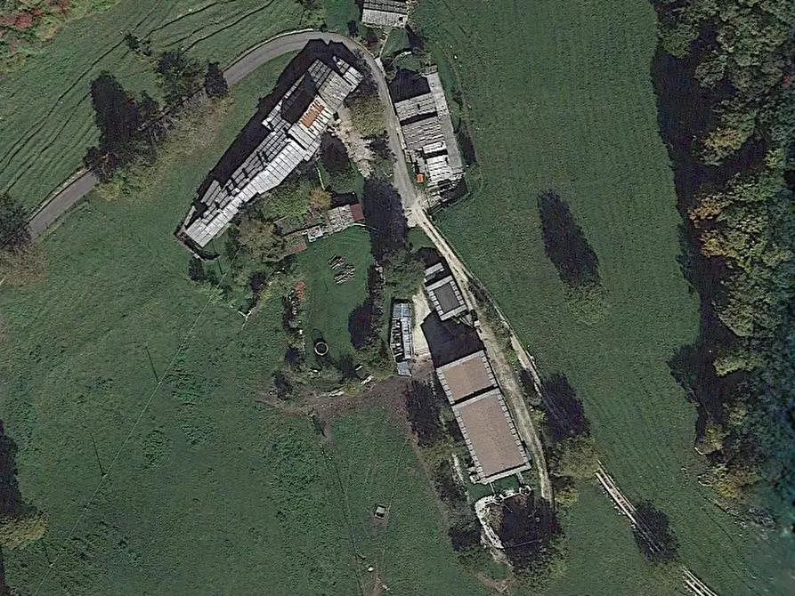 Immagine 11 di Porzione di casa in vendita  in Contrada Cenise di Sotto Valdiporro a Bosco Chiesanuova