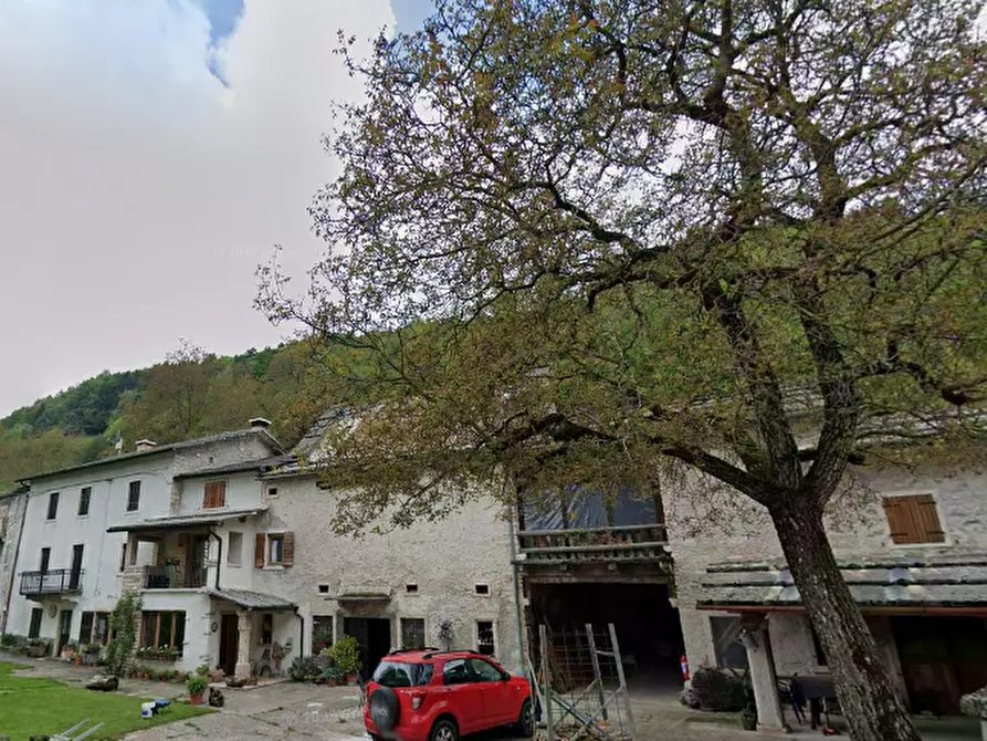 Immagine 14 di Porzione di casa in vendita  in Contrada Cenise di Sotto Valdiporro a Bosco Chiesanuova
