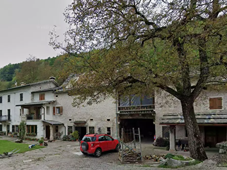 Immagine 15 di Porzione di casa in vendita  in Contrada Cenise di Sotto Valdiporro a Bosco Chiesanuova