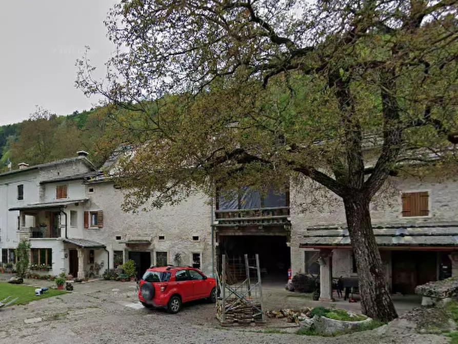 Immagine 17 di Porzione di casa in vendita  in Contrada Cenise di Sotto Valdiporro a Bosco Chiesanuova