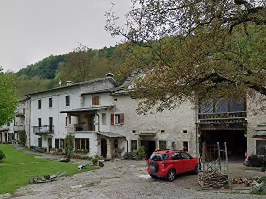 Immagine 18 di Porzione di casa in vendita  in Contrada Cenise di Sotto Valdiporro a Bosco Chiesanuova