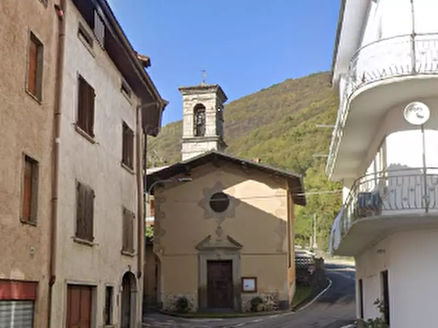 Immagine 3 di Appartamento in vendita  in Piazza Vittorio Emanuele II a Gaverina Terme