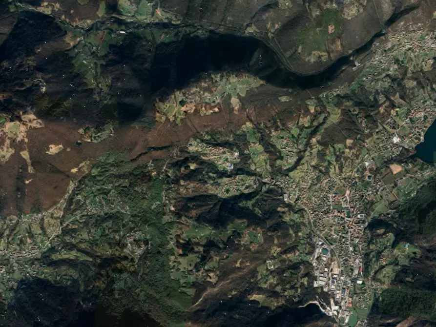 Immagine 9 di Appartamento in vendita  in Piazza Vittorio Emanuele II a Gaverina Terme