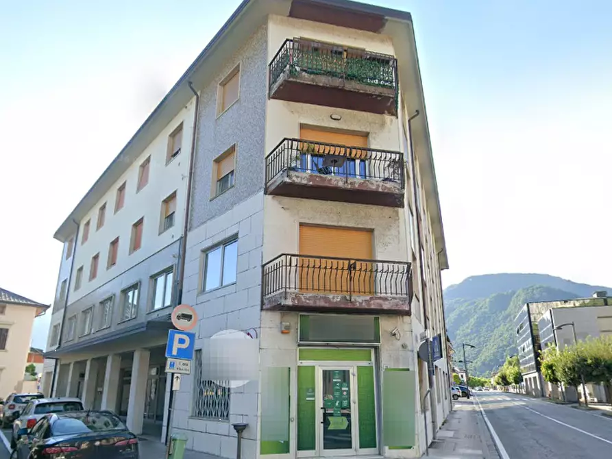 Immagine 4 di Negozio in vendita  in Piazza Centa a Tolmezzo