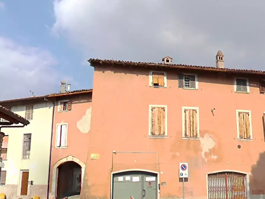 Immagine 15 di Appartamento in vendita  in Via Trento a Madone